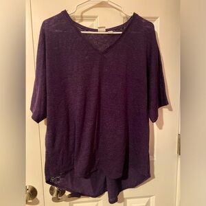 EUC Women’s tunic style top